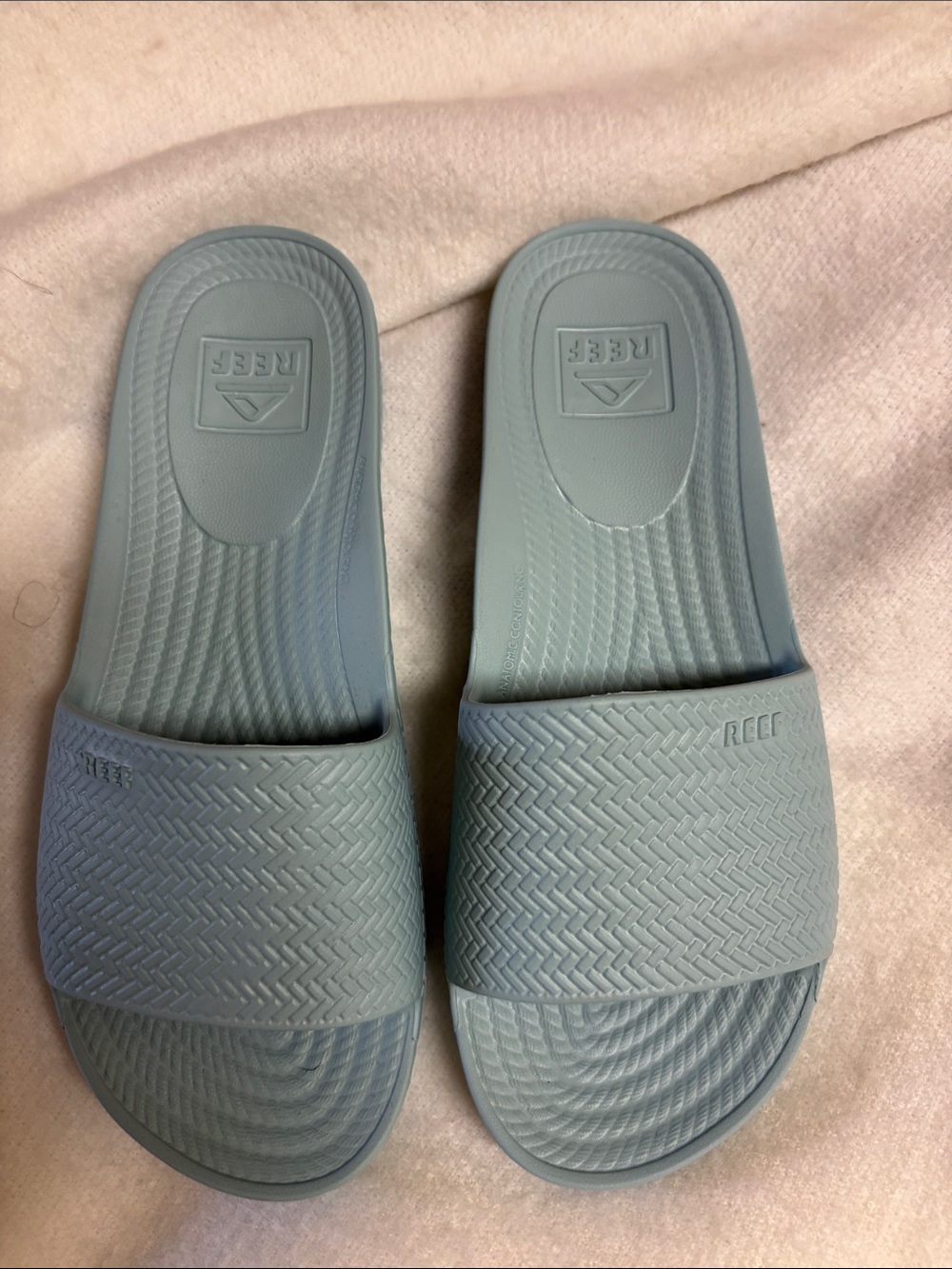 REEF Slides Light Blue Flat Sandals Sz 7 NWOT